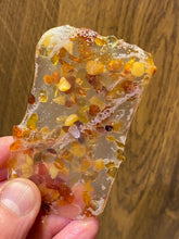 Afbeelding in Gallery-weergave laden, Amber soap 100% natural (including small pendant)