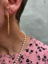 Afbeelding in Gallery-weergave laden, Pendientes plata de ley 925 bañados en oro
