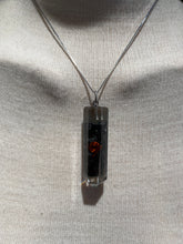Afbeelding in Gallery-weergave laden, Orgonite Shungite pendulum/pendant
