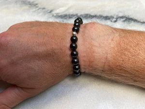 Bracelet en shungite - perles rondes de 8 mm.