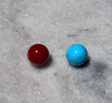 Afbeelding in Gallery-weergave laden, Coral and Turquoise 10mm. round beads
