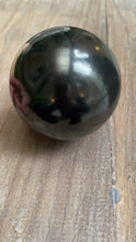 视频加载在 Gallery-weergave, Shungite Ball - 10 cm.
